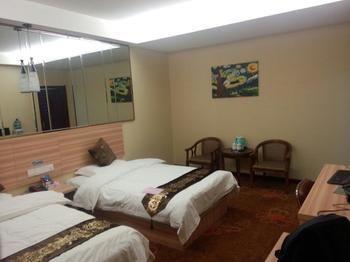 Xi'An Zhongyue Boutique Hotel ภายนอก รูปภาพ